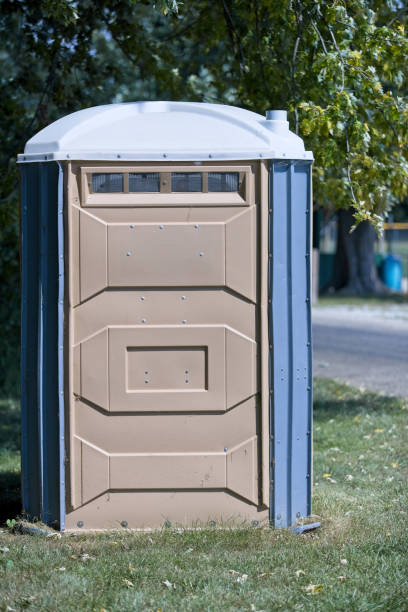Portable bathroom rental in Mill Bay, AK